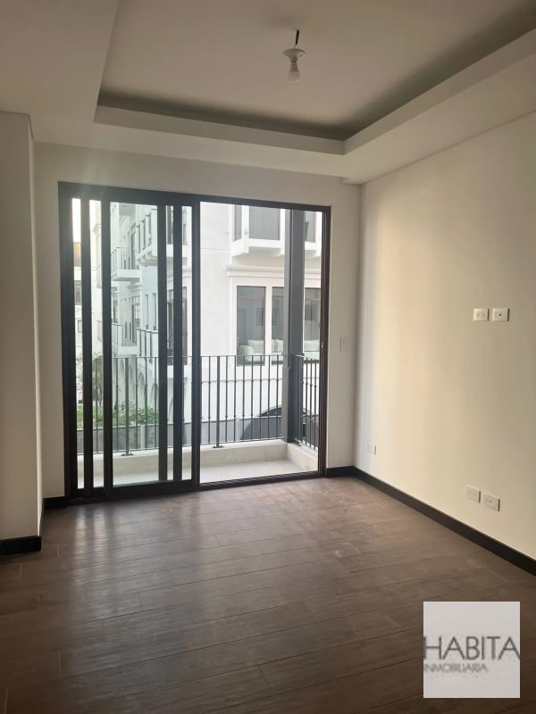 Apartamento en Venta Lirios 4, zona 16 - 1
