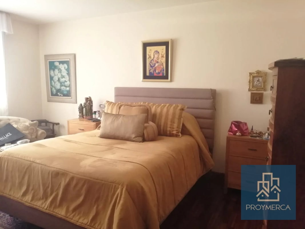 Apartamento en venta, Edificio Almeria, Zona 14 - 11
