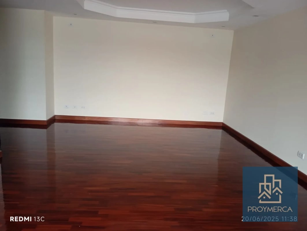 Apartamento en venta, Edificio Almeria, Zona 14 - 10