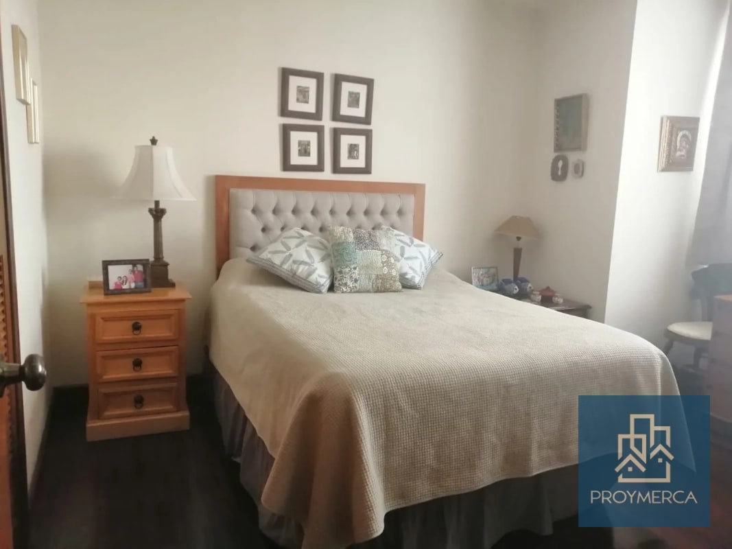 Apartamento en venta, Edificio Almeria, Zona 14 - 7