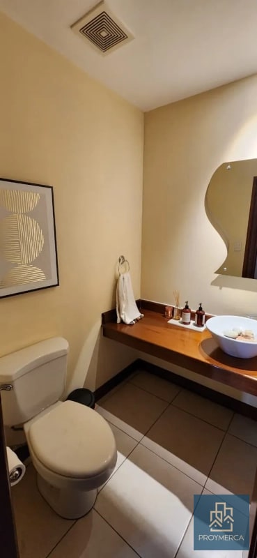 Apartamento en venta, Edificio Almeria, Zona 14 - 3