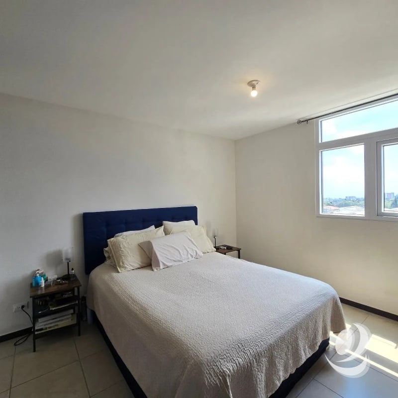 Apartamento en Renta Zona 11 Parque San Jorge (vacío) - 3