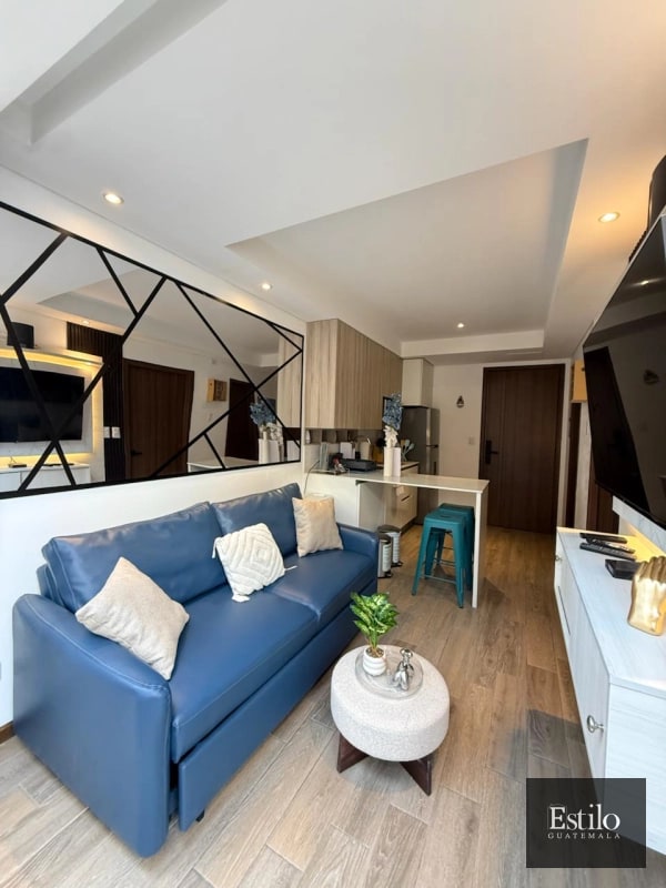 HERMOSOS APARTAMENTO CON JARDIN PRIVADO. ZONA 13 - 9