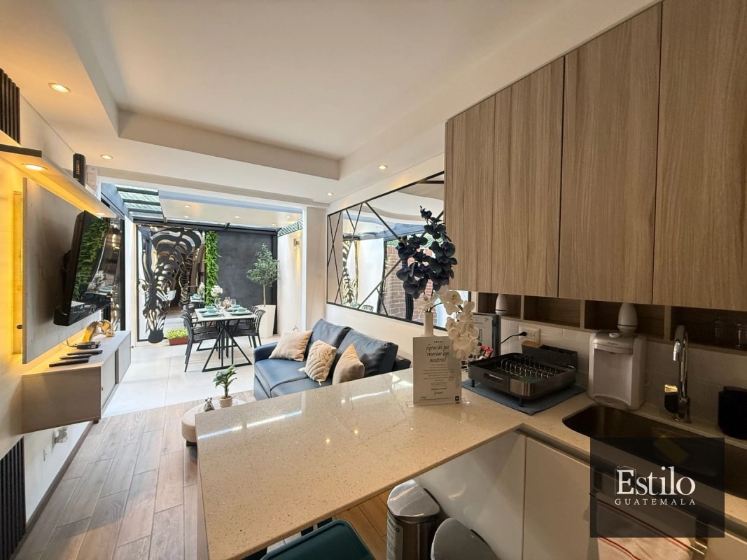 HERMOSOS APARTAMENTO CON JARDIN PRIVADO. ZONA 13 - 8