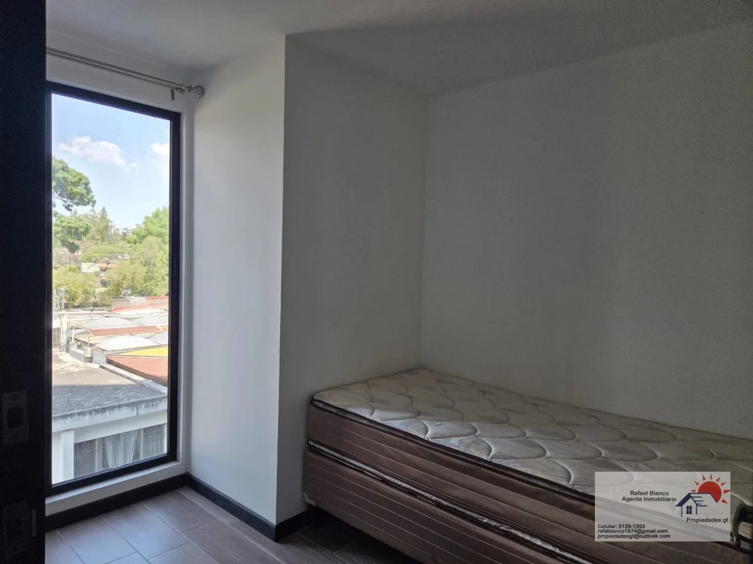 RENTO APTO AMUEBLADO (BASICO) ZONA 11 MARISCAL REF.6909 - 2