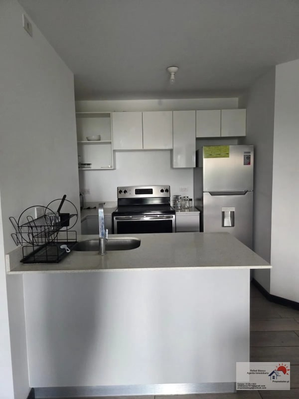 RENTO APTO AMUEBLADO (BASICO) ZONA 11 MARISCAL REF.6909 *3 HAB, 2 BAÑOS, 2 PARQUEOS, Q.6500* - 11
