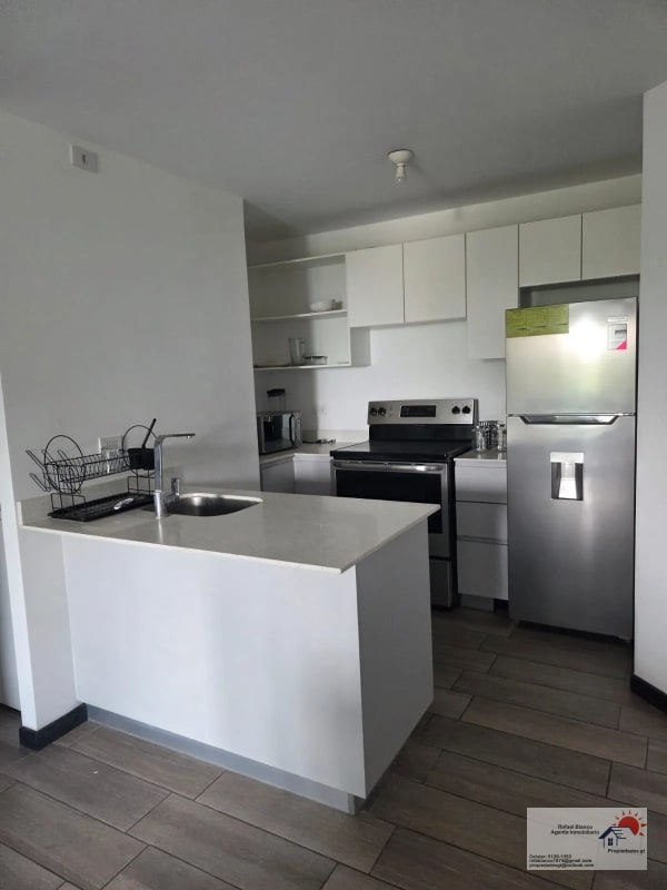 RENTO APTO AMUEBLADO (BASICO) ZONA 11 MARISCAL REF.6909 *3 HAB, 2 BAÑOS, 2 PARQUEOS, Q.6500* - 4