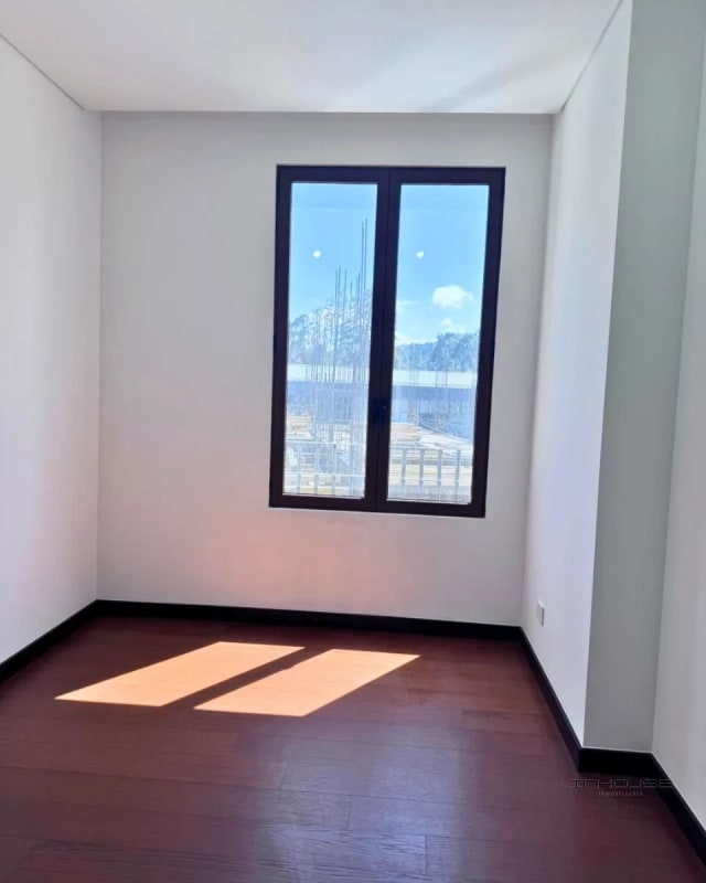 APARTAMENTO EN VENTA ZONA 16 NOGALES CAYALA - 4
