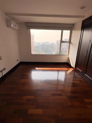 SANTA SOFIA ZONA 10 — Apartamento en Venta en Santa Sofía, Zona 10, Guatemala, Ciudad — miniatura 4 de 6
