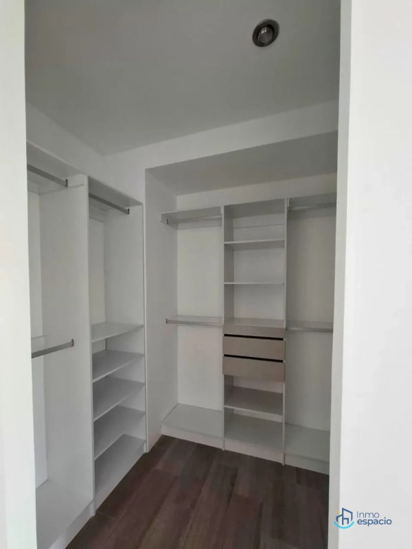Apartamento en Alquiler – Edificio Brickell, Zona 16 - 11