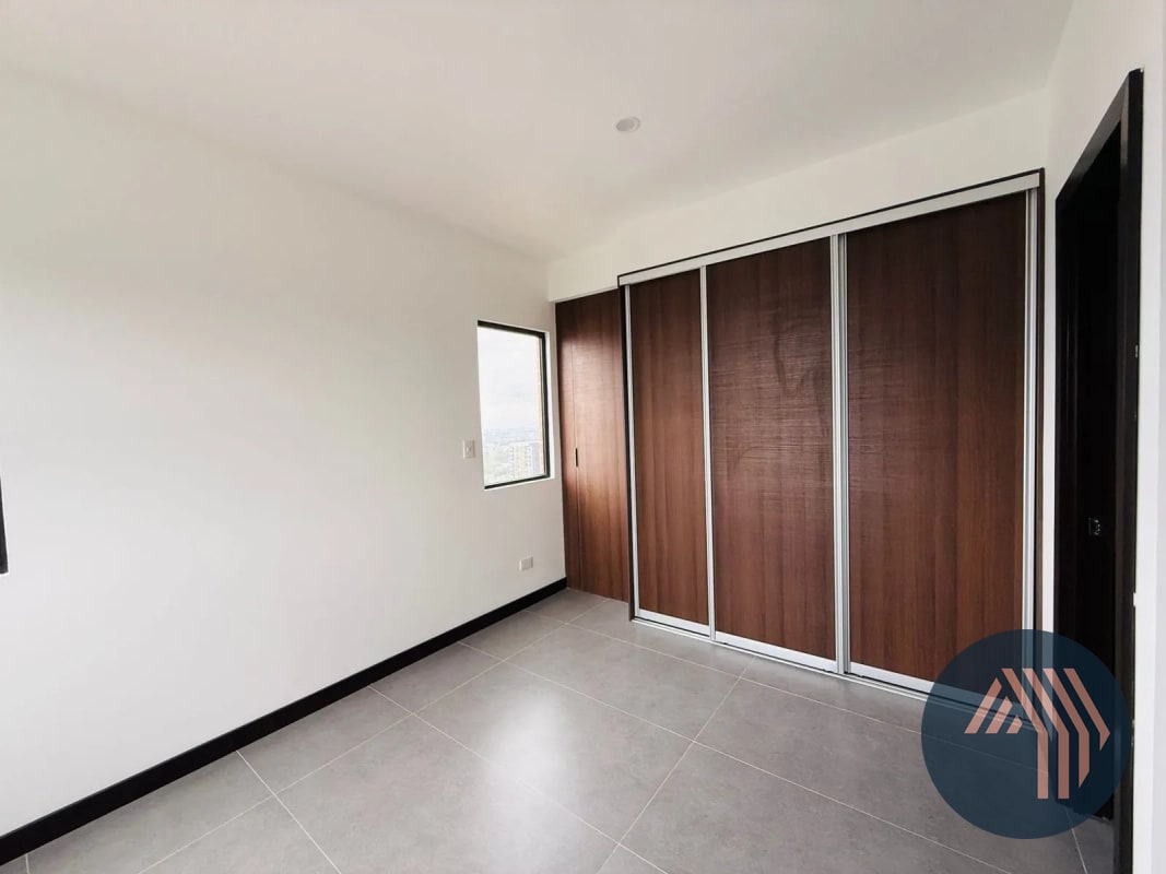 VENTA DE APARTAMENTO PARA ESTRENAR - ARLES ZONA 15 - 9