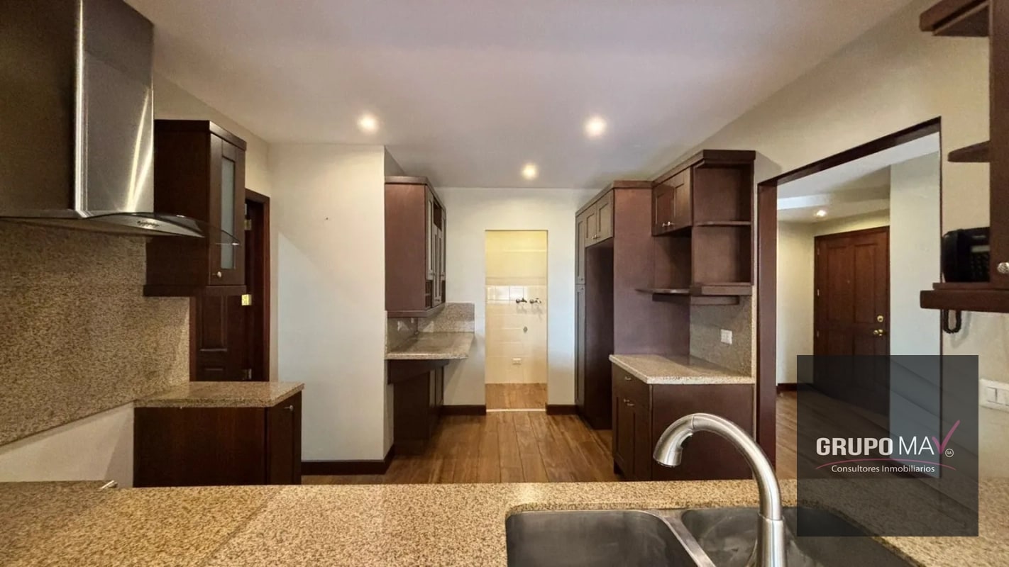 Apartamento Zona 10 Milenia - 10