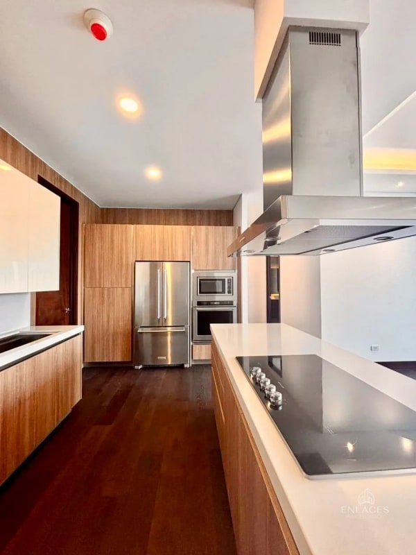 Zona 14 • Apartamento en Renta/Venta • Edificio Echo - 12