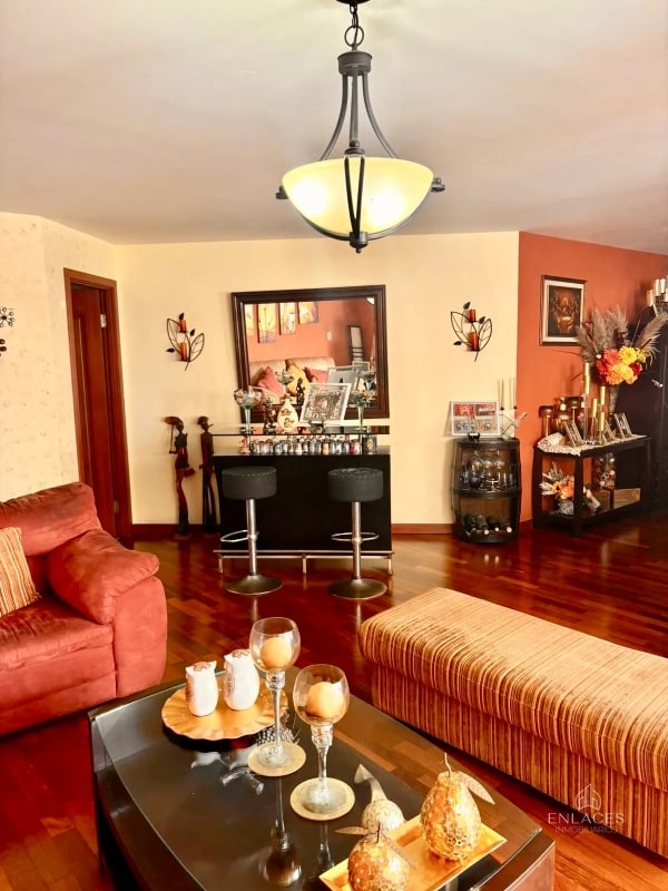 Zona 11 • Apartamento en Venta • Edificio Las Gemas - 3