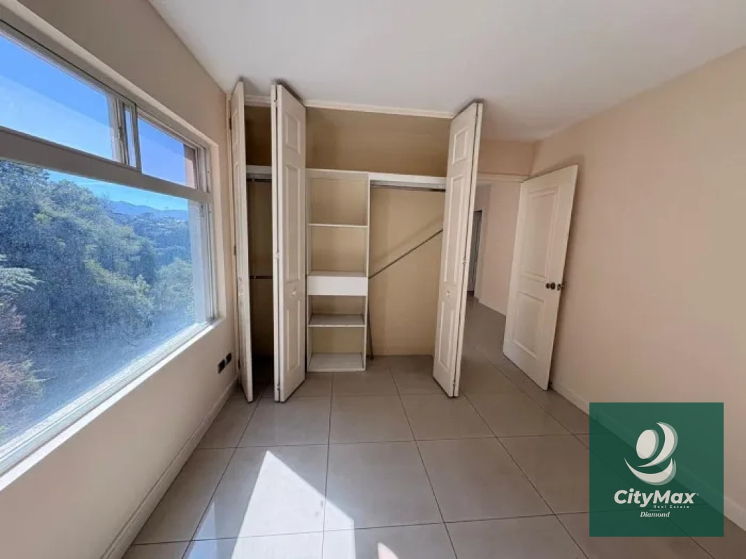 Apartamento en Renta y Venta en zona 13 - 4