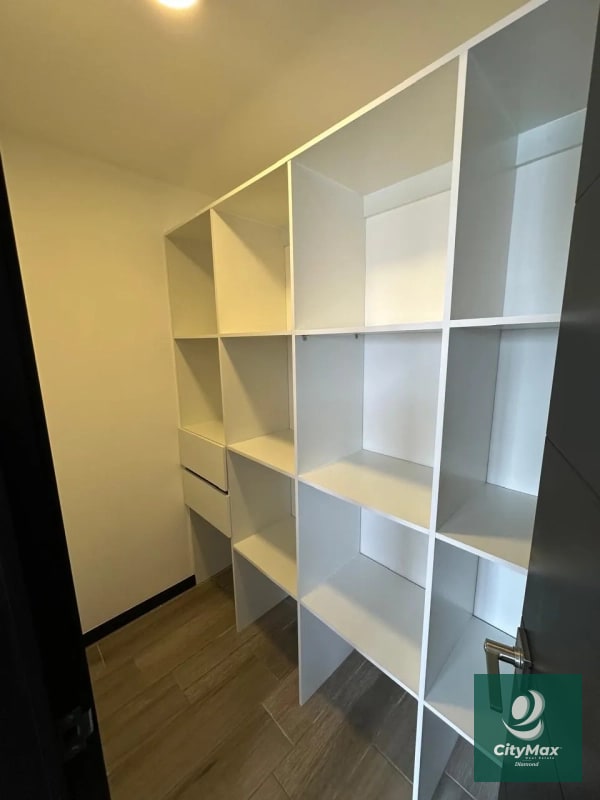 Apartamento en Renta en La Villa Zona 14 Guatemala - 8