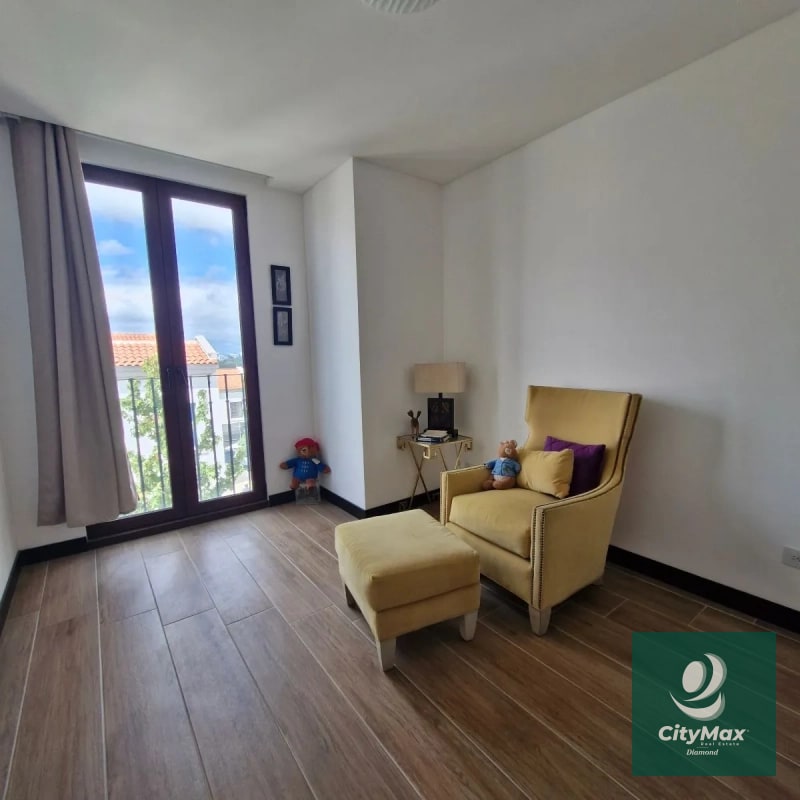 Apartamento amueblado en renta Lirios de Cayala Zona 16 - 11