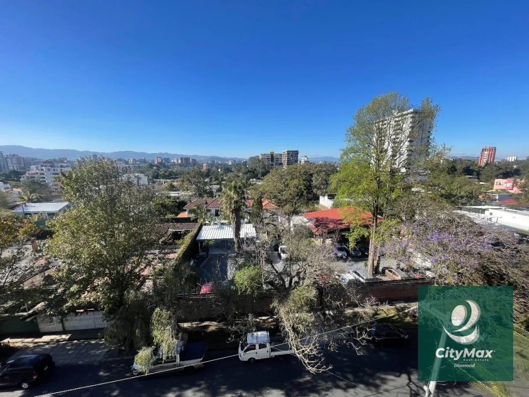 Apartamento en Venta en zona 15 - 13