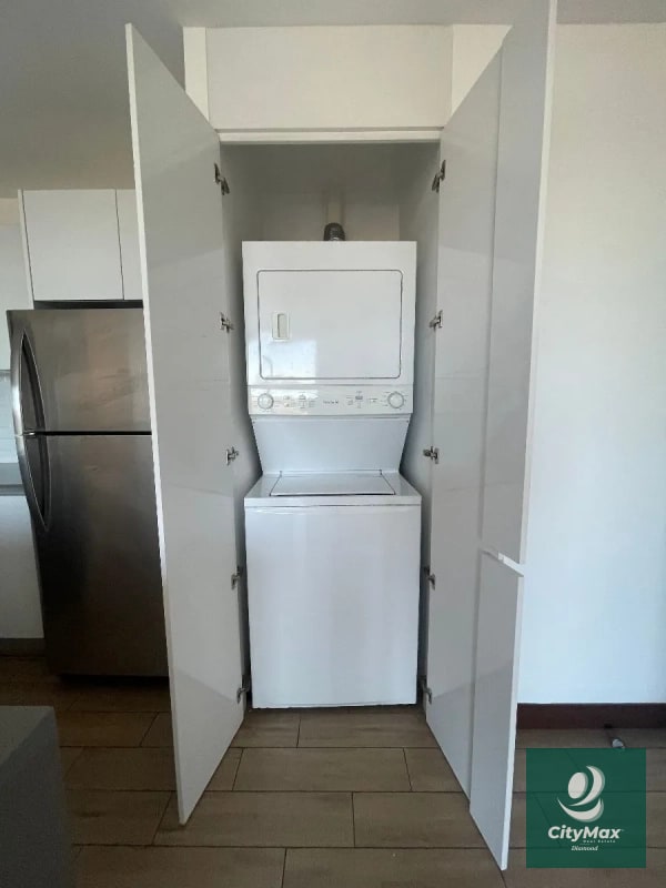 Apartamento en Venta en zona 15 - 5
