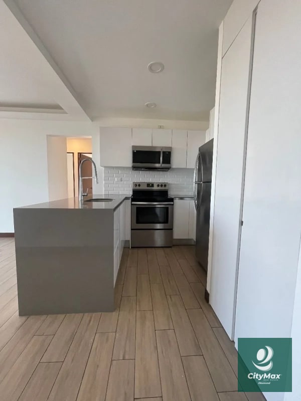 Apartamento en Venta en zona 15 - 4