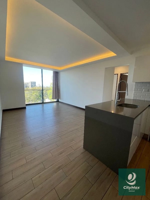 Apartamento en Venta en zona 15 - 3