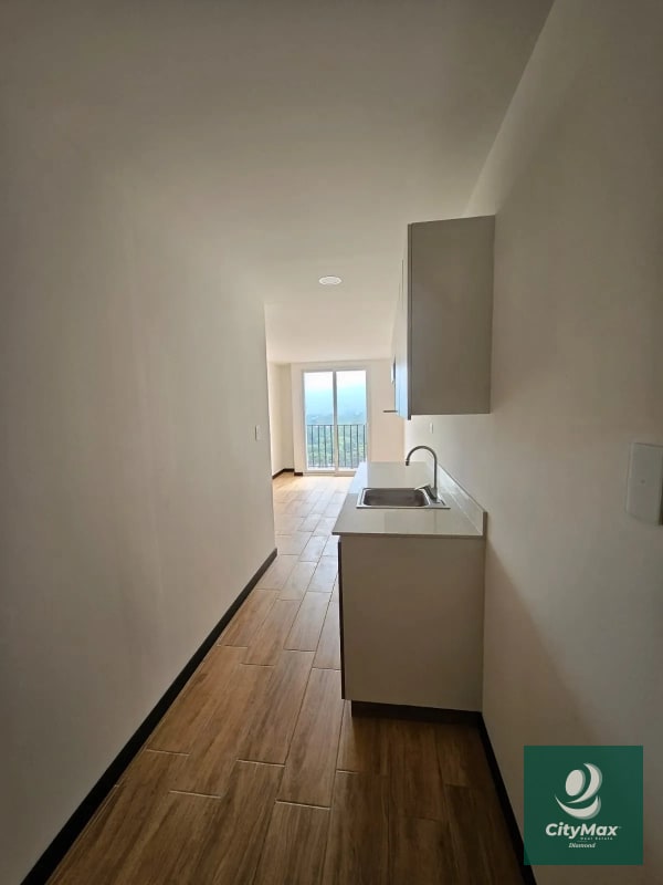 Apartamento en venta en edificio Nuevo en zona 12 - 7