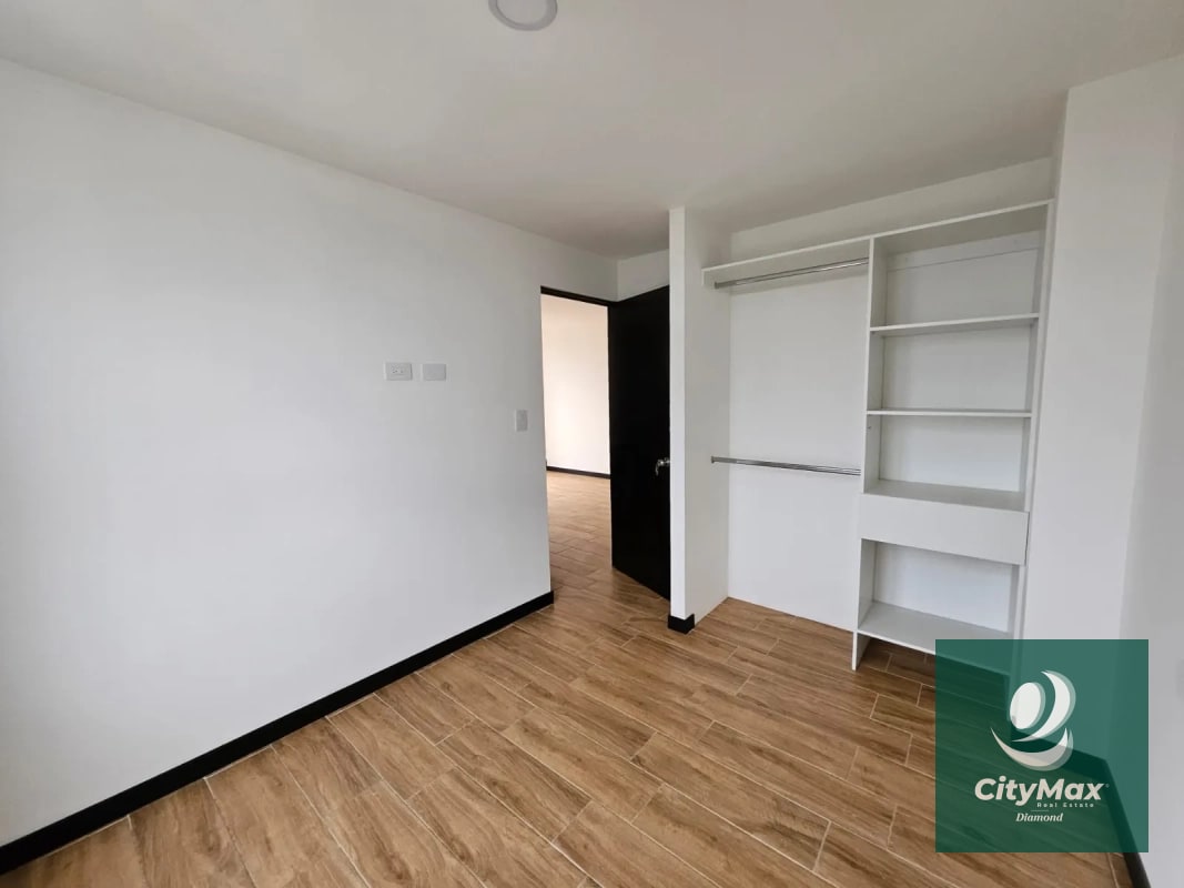 Apartamento en venta en edificio Nuevo en zona 12 - 4