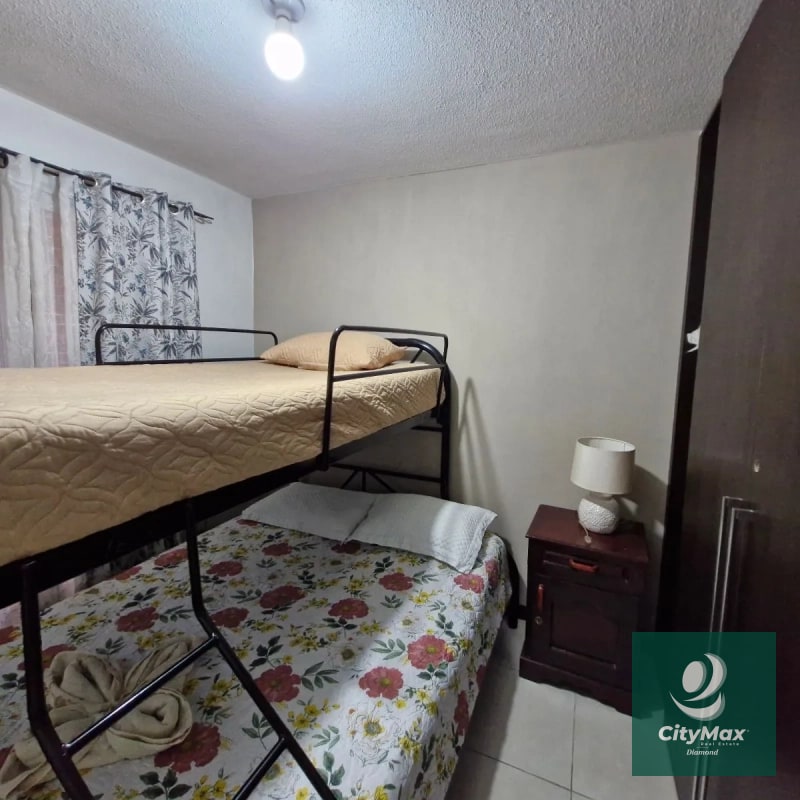 Apartamento Amueblado en Venta en Zona 4 - 10