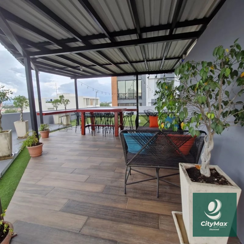 Apartamento Amueblado en Venta en Zona 4 - 4