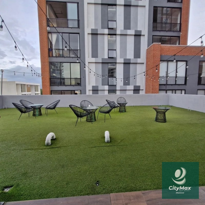 Apartamento Amueblado en Venta en Zona 4 - 2