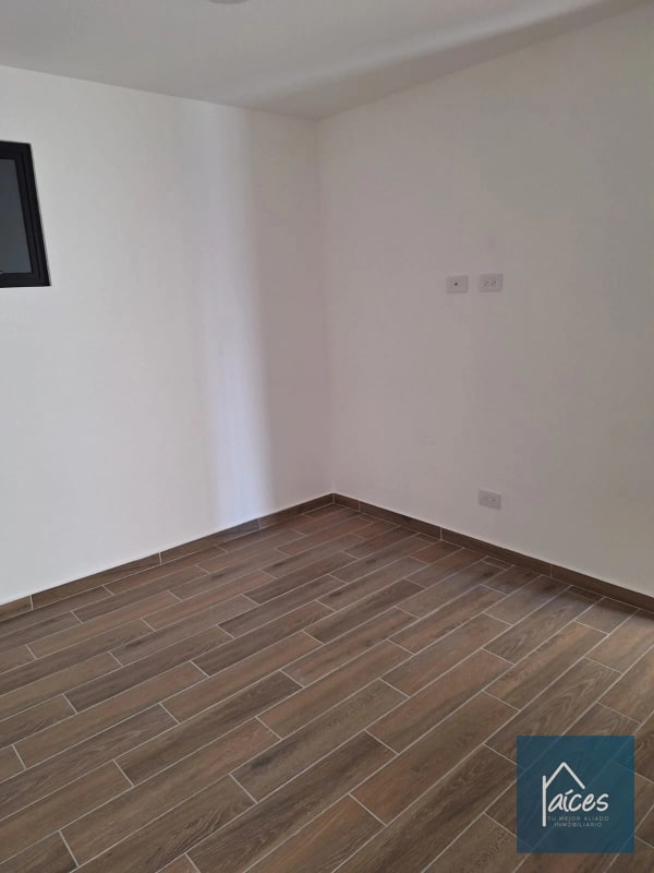 APARTAMENTO EN VENTA ZONA 14 (*20) - 9