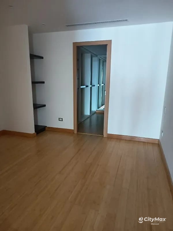 Apartamento en Venta en zona 10, Diagonal 6 — Apartamento en Venta en Zona 10, Guatemala, Ciudad — foto 2 de 7