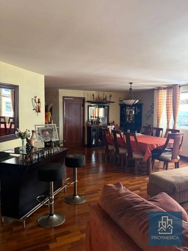 Amplio apartamento en venta, Las Gemas Zona 11 - 9