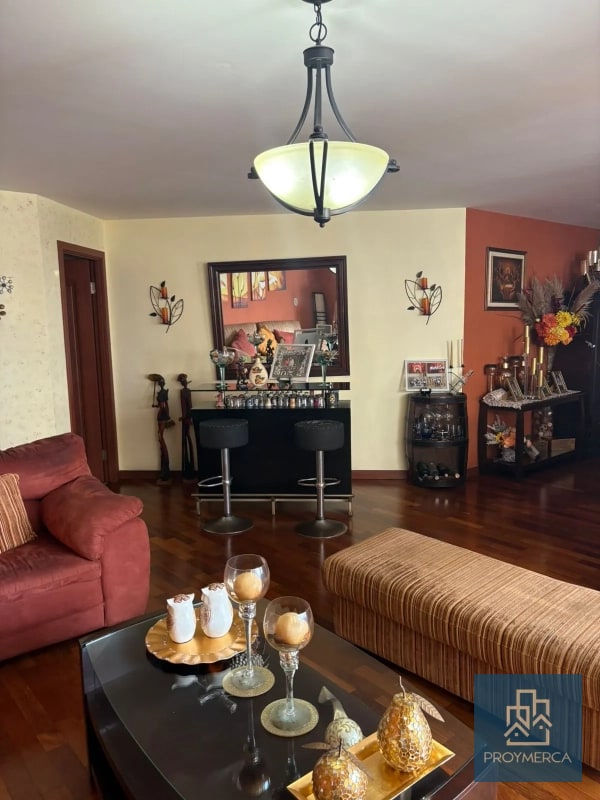 Amplio apartamento en venta, Las Gemas Zona 11 - 6