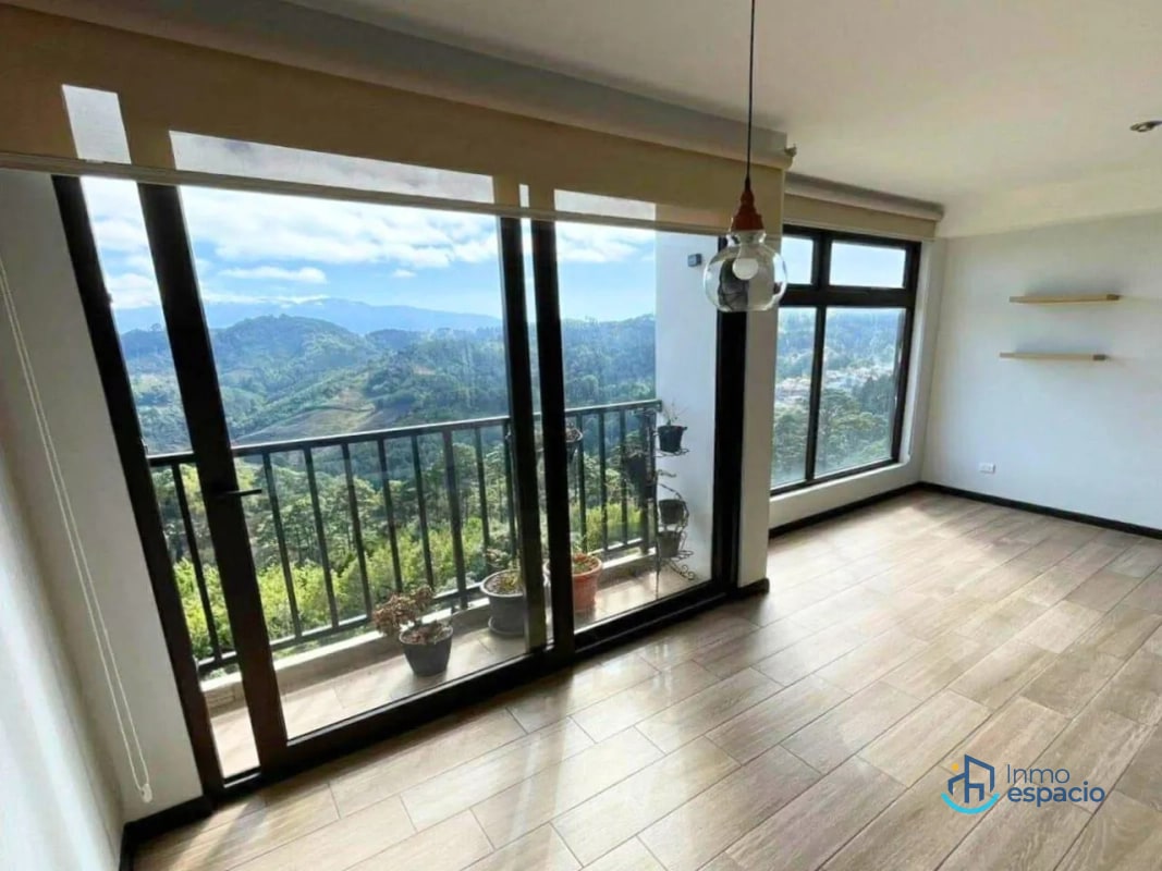 Apartamento en alquiler en Edificio Nagano, Zona 16 - 16