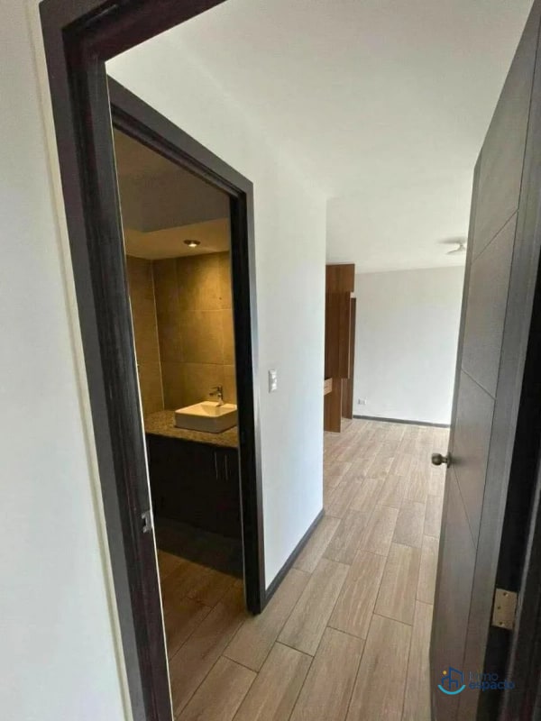 Apartamento en alquiler en Edificio Nagano, Zona 16 - 12