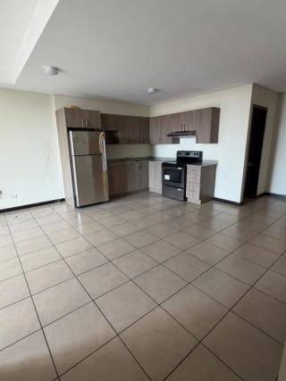 Rento apartamento Torre Barcelona Zona 9 — Apartamento en Alquiler en Torre Barcelona, Zona 9, Guatemala, Ciudad — miniatura 1 de 12