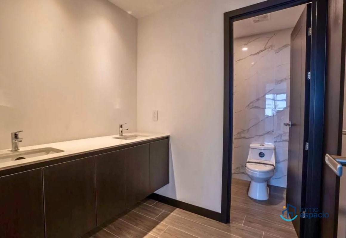 Apartamento en alquiler en Edificio Alena, Zona 15 VH II - 14