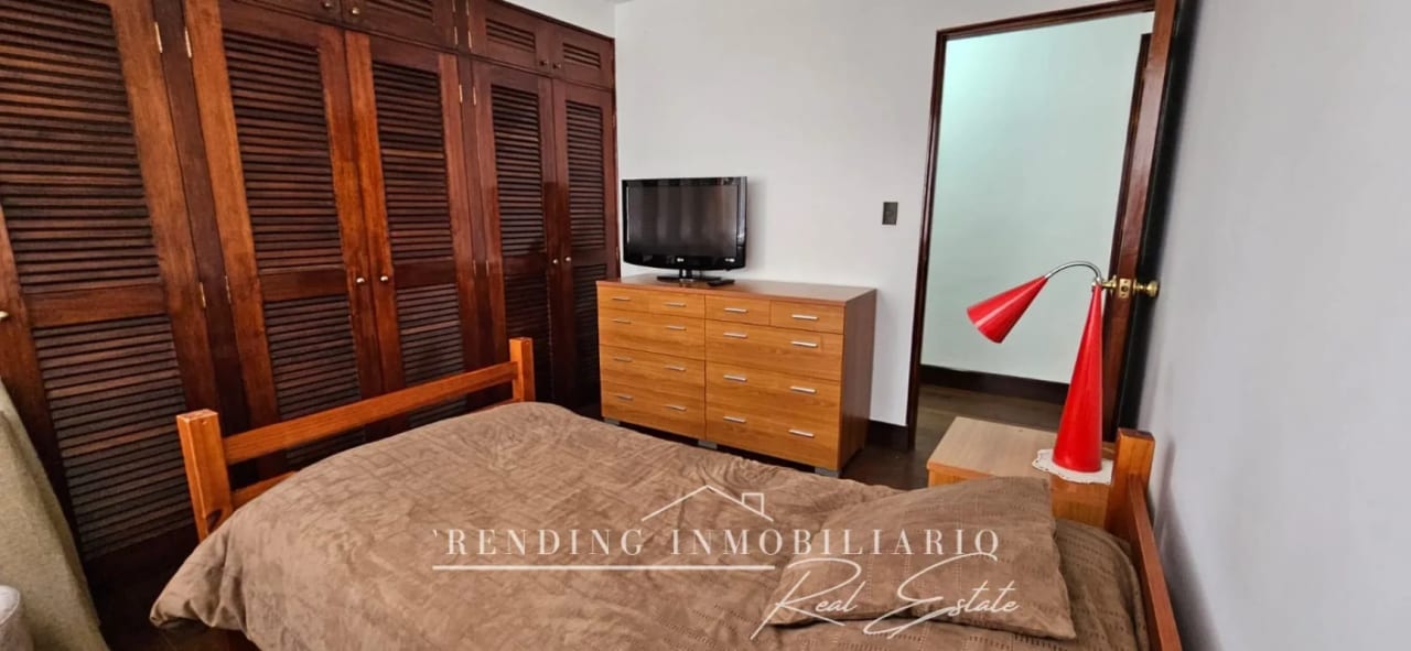 Apartamento en renta zona 10 Edificio Morada del Acueducto amueblado de 3 habitaciones 161m² + 2 parqueos — Apartamento en Alquiler en Moradas del Acueducto, Zona 10, Guatemala, Ciudad — foto 4 de 11