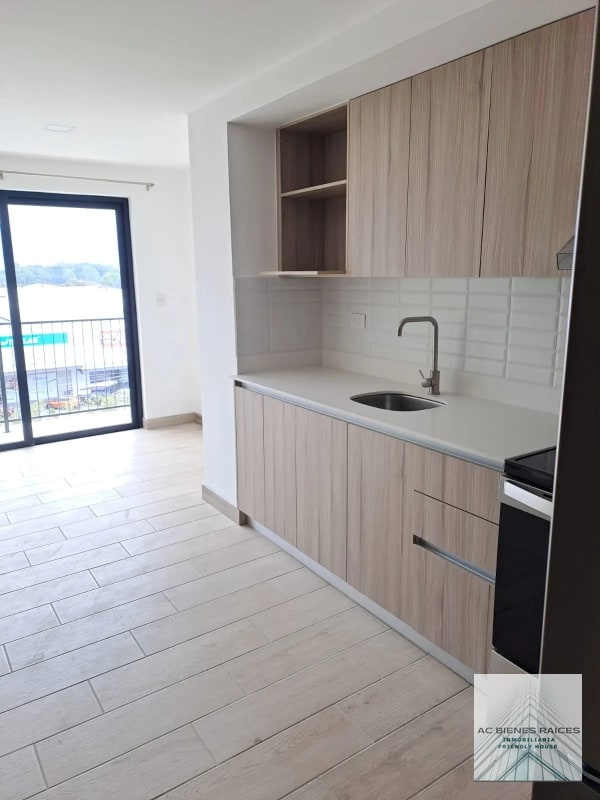 Estrene en Zona 12 Calzada Atanazio apto 3 habitaciones - 1