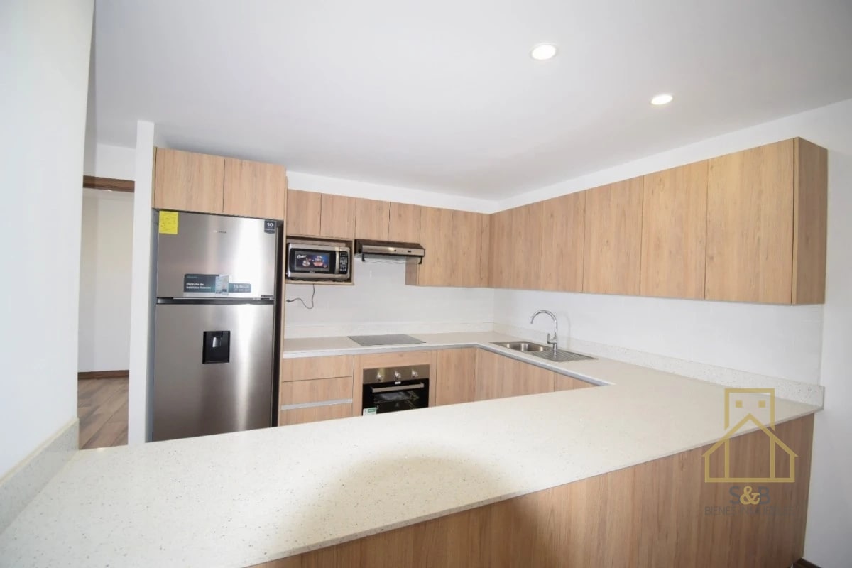 Apartamento en renta, zona 15 - 6