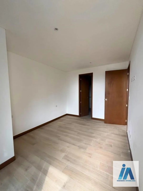 VENTA DE APARTAMENTO, 📍Edificio Ferré Diez, Zona 10 Es el refugio perfecto para quienes buscan vivir en el distrito empresarial con la serenidad de un entorno natural - 11