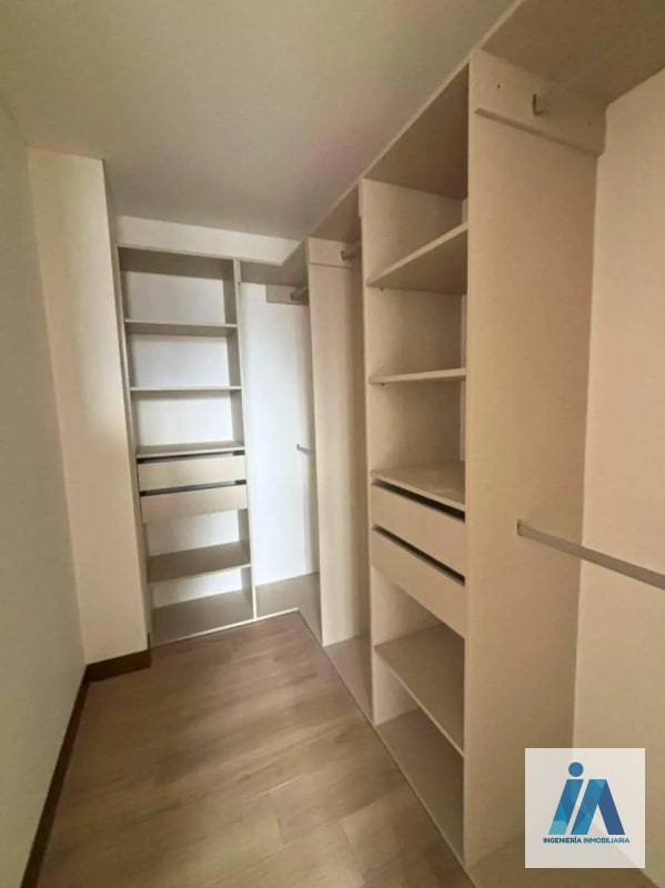 VENTA DE APARTAMENTO, 📍Edificio Ferré Diez, Zona 10  Es el refugio perfecto para quienes buscan vivir en el distrito empresarial con la serenidad de un entorno natural - 10
