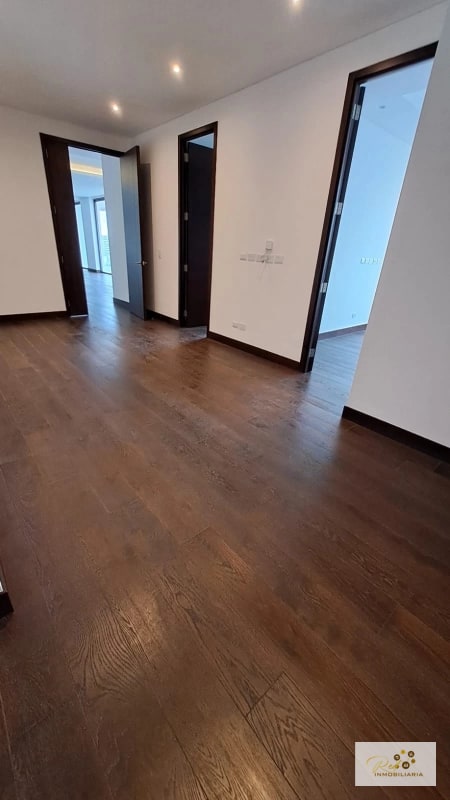 APARTAMENTO DE LUJO EN VENTA  📍 Edificio Echo – Zona 14 - 15
