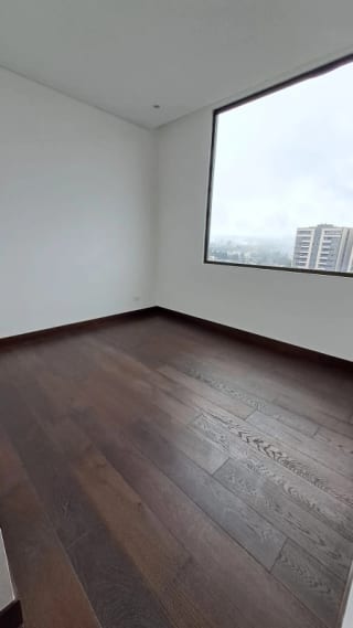 APARTAMENTO DE LUJO EN VENTA 📍 Edificio Echo – Zona 14 — Apartamento en Venta en Echo, Zona 14, Guatemala, Ciudad — miniatura 5 de 15