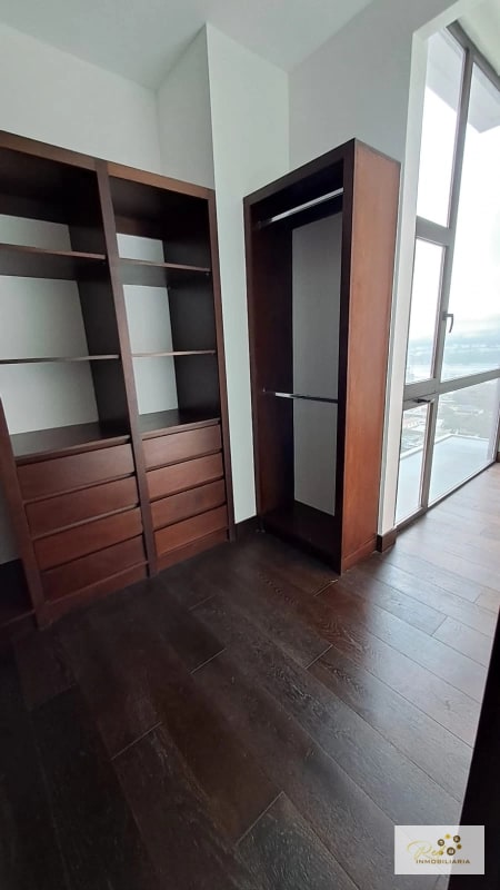 APARTAMENTO DE LUJO EN VENTA  📍 Edificio Echo – Zona 14 - 4