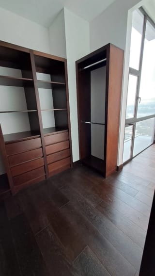 APARTAMENTO DE LUJO EN VENTA 📍 Edificio Echo – Zona 14 — Apartamento en Venta en Echo, Zona 14, Guatemala, Ciudad — miniatura 4 de 15