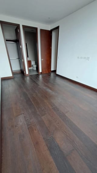 APARTAMENTO DE LUJO EN VENTA 📍 Edificio Echo – Zona 14 — Apartamento en Venta en Echo, Zona 14, Guatemala, Ciudad — miniatura 3 de 15