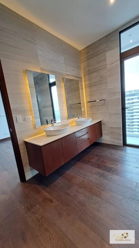 APARTAMENTO DE LUJO EN VENTA 📍 Edificio Echo – Zona 14 - 2