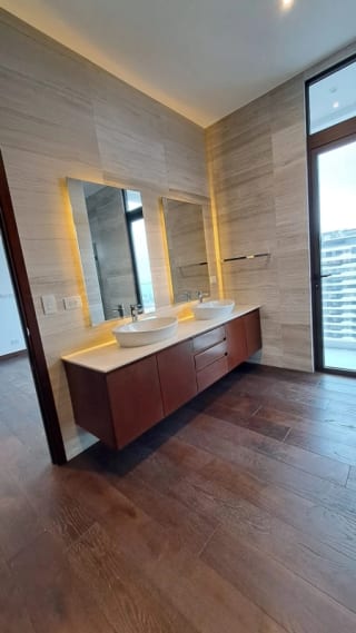 APARTAMENTO DE LUJO EN VENTA 📍 Edificio Echo – Zona 14 — Apartamento en Venta en Echo, Zona 14, Guatemala, Ciudad — miniatura 2 de 15
